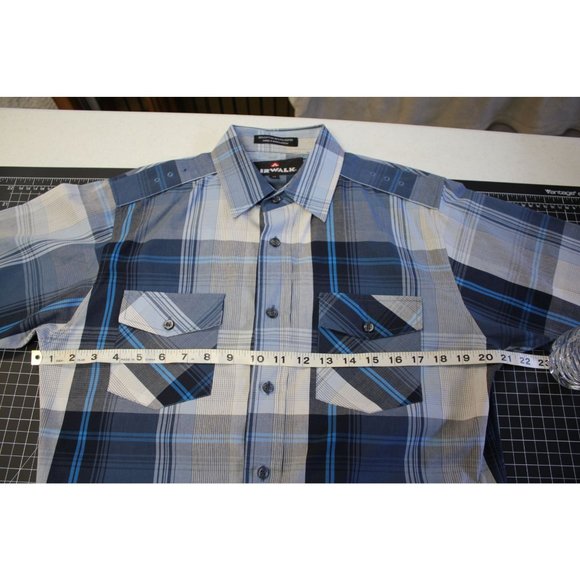 Airwalk /Polo short sleeved /(Size M) /Blues /(55% Cotton & 45% Polyester) - Picture 14 of 16